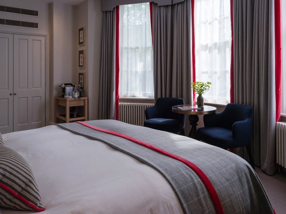 Old Bank Hotel Oxford Exterior photo A bedroom at the hotel